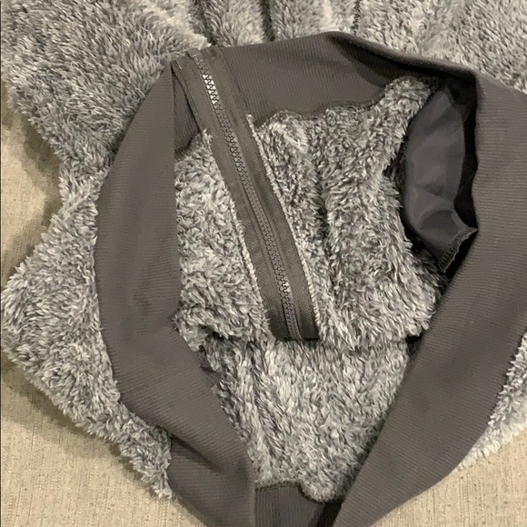 🤓GOOD VIBES Book Mark Teddy Hoodie 🤓 - Picture 13 of 16